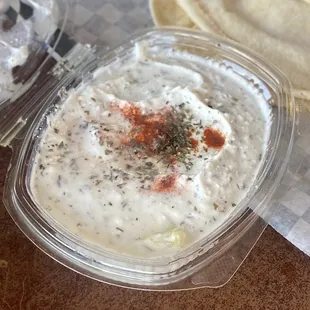 8 oz. Tzatziki