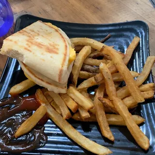 Kids' Grilled Cheese with Fries