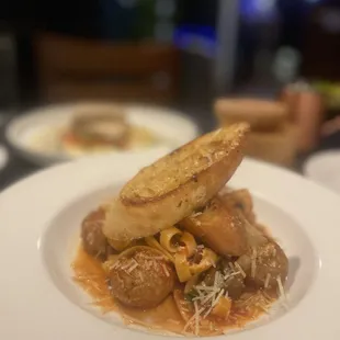 Mezzo Meatball