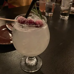 dessert, drink