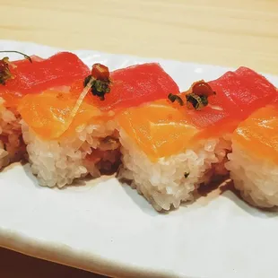 Tuna Osaka Box Roll