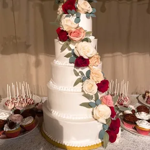 a three tiered wedding cake