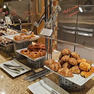 interior, donuts