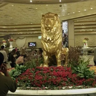 MGM Statue. Good Times
