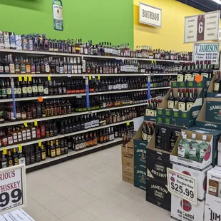 MGM Wine &amp; Spirits, Minneapolis