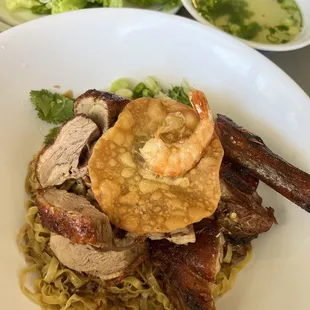 Egg noodles with duck