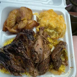 This is a jerk chicken plate with addition of plantains!!