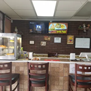 sushi and sashimi, interior
