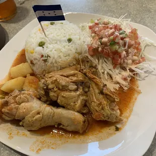 Pollo Guisado
