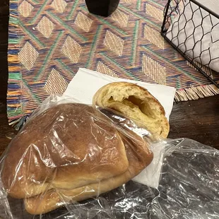Mini pineapple pan dulce