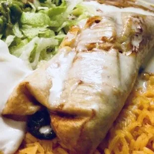 a plate of mexican food