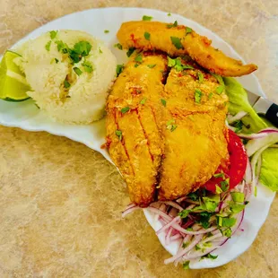 Filet de Pescado con arroz