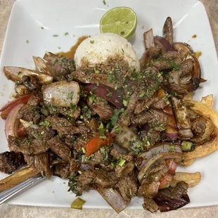 Lomo Saltado