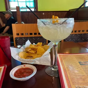 48oz lime margarita with alllll the salt!