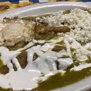 Chilaquiles Verdes con juevo