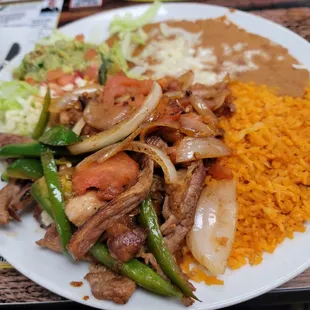 Steak a la Mexicano (came with three flour tortillas)