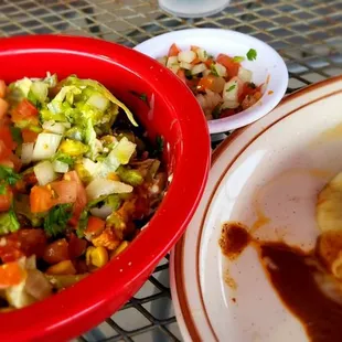 "Hawaiian" Cilantro grilled chicken bowl and chile poblano