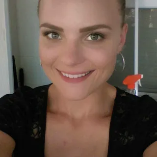 Samantha S.