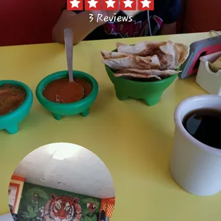 Chips and salsa awhile u wait.