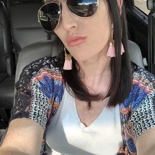 Amanda R.