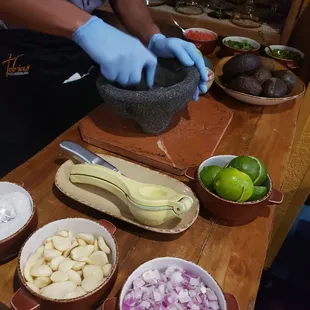 Tableside Guacamole