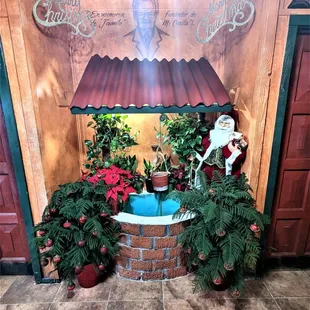 This is a holiday display after entering the building, but before getting to the host/hostess stand.  Photo taken December 30, 2022.