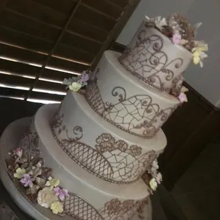 a three tiered wedding cake