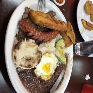 Bandeja Paisa