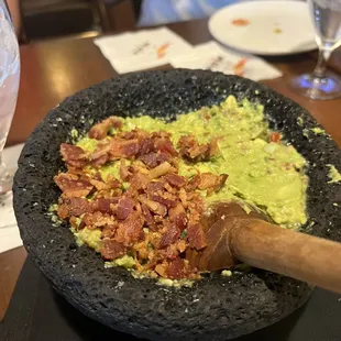 Tableside Guacamole
