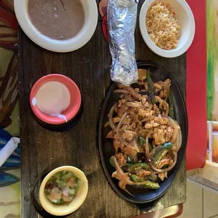 Lunch chicken fajitas