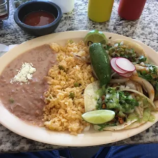 The 3 tacos lunch special!