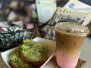 Birdcage Comics Cafe