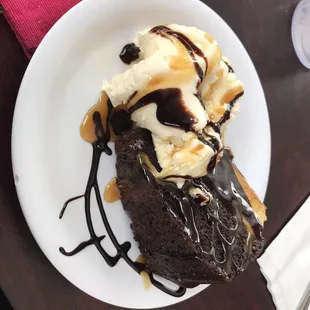 Flan Imposible... It should be impossible to be this delicious.