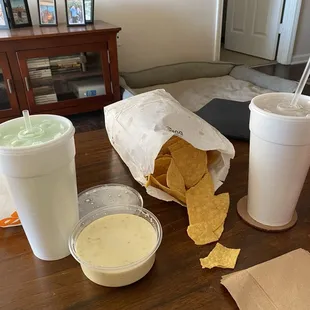 Margs, chips &amp; queso