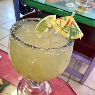 a margarita in a glass