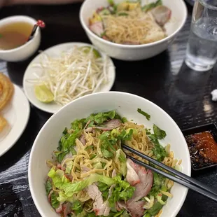 food, ramen and noodles