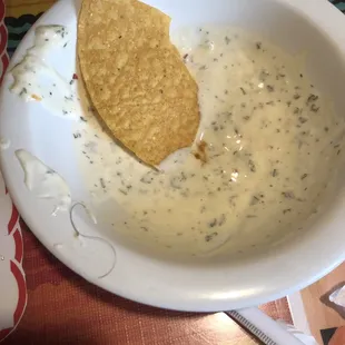 Hair pulled out of white sauce