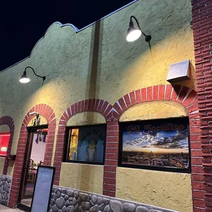 restaurant exterior.