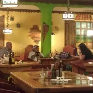 sushi and sashimi, interior