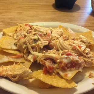 Shredded chicken nachos