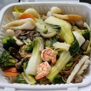 Seafood Chow Mein