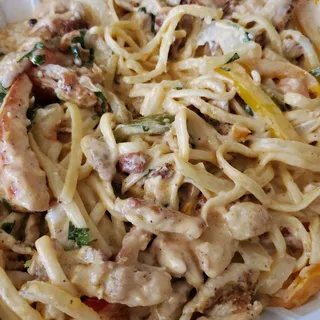 Pasta con Pollo