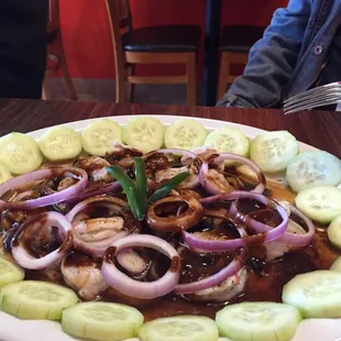 Aguachile camaron y pulpo
