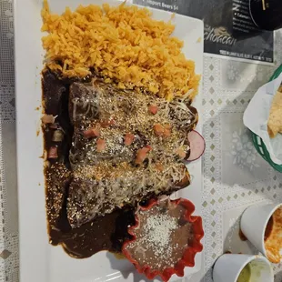 mole enchiladas