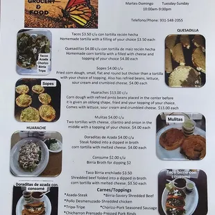 Menú caters to either English or Spanish speaking patrones.