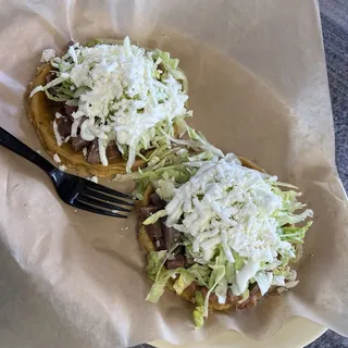 Sopes with Meat