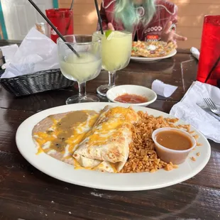 Chicken burrito &amp; $5 small frozen margaritas