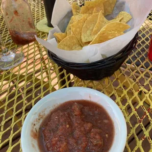 Warm chips and perfect salsa