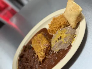 LA Cocina Restaurant