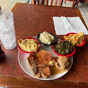 Mi Mi's Southern Style Cooking